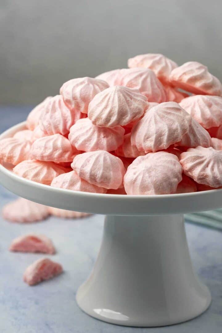 Meringue Cookies - Gimme That Flavor