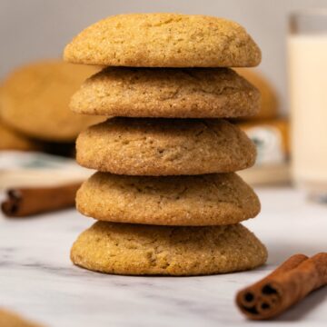 Snickerdoodles in a stack